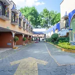 Oyo Quinta Bugambilias